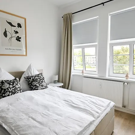 Helle 2 Altbauwohnung In Luebecks Altstadt Lübeck