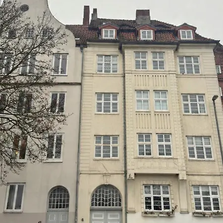Lägenhet Helle 2 Altbauwohnung In Luebecks Altstadt
